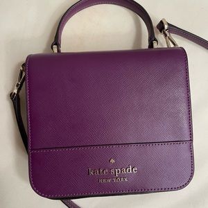 Small Kate spade cross body purse